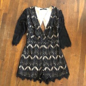 Ark & Co Lace overlay romper size medium
